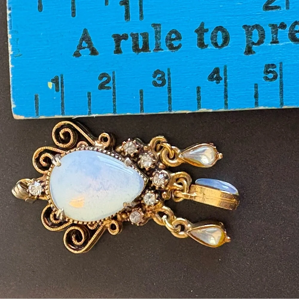 Vintage Florenza Elegant Goldtone and Opalite Pendant